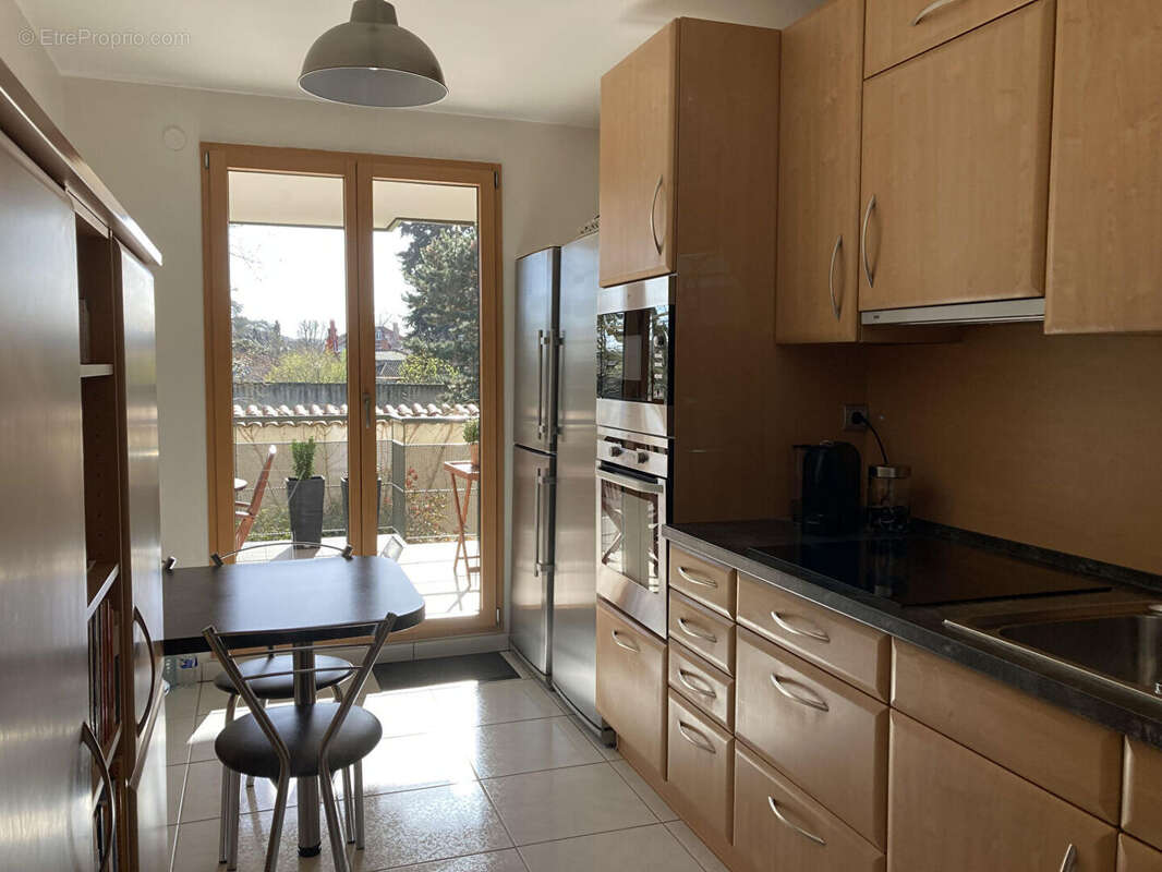 Appartement à TASSIN-LA-DEMI-LUNE