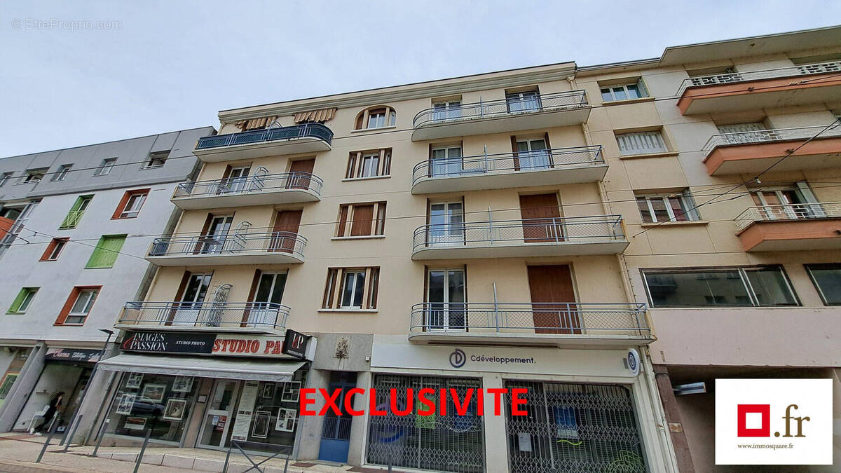 Appartement à FONTAINE