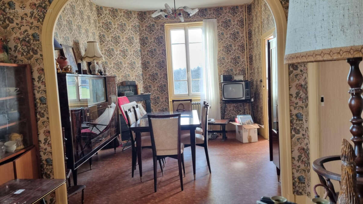 Maison à LE BREUIL