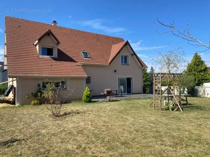 Maison à MIGNIERES