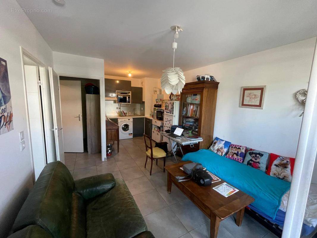 Appartement à SAINT-CYR-SUR-MER