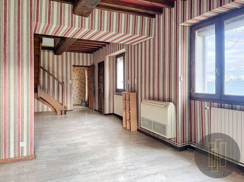 Maison à COLOMBIER-SAUGNIEU