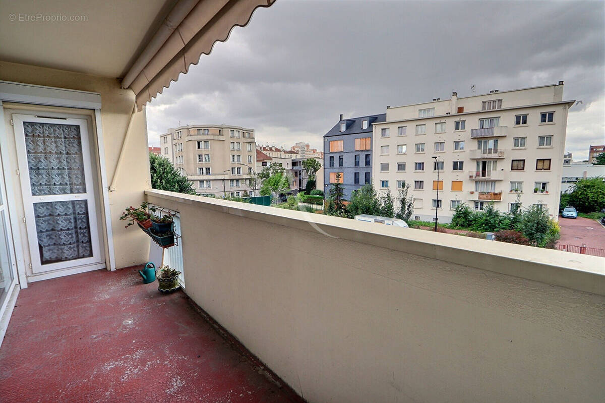 Appartement à AUBERVILLIERS
