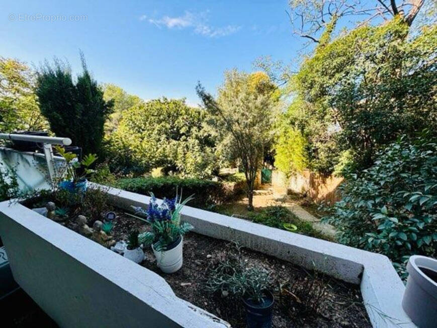 Appartement à MARSEILLE-9E