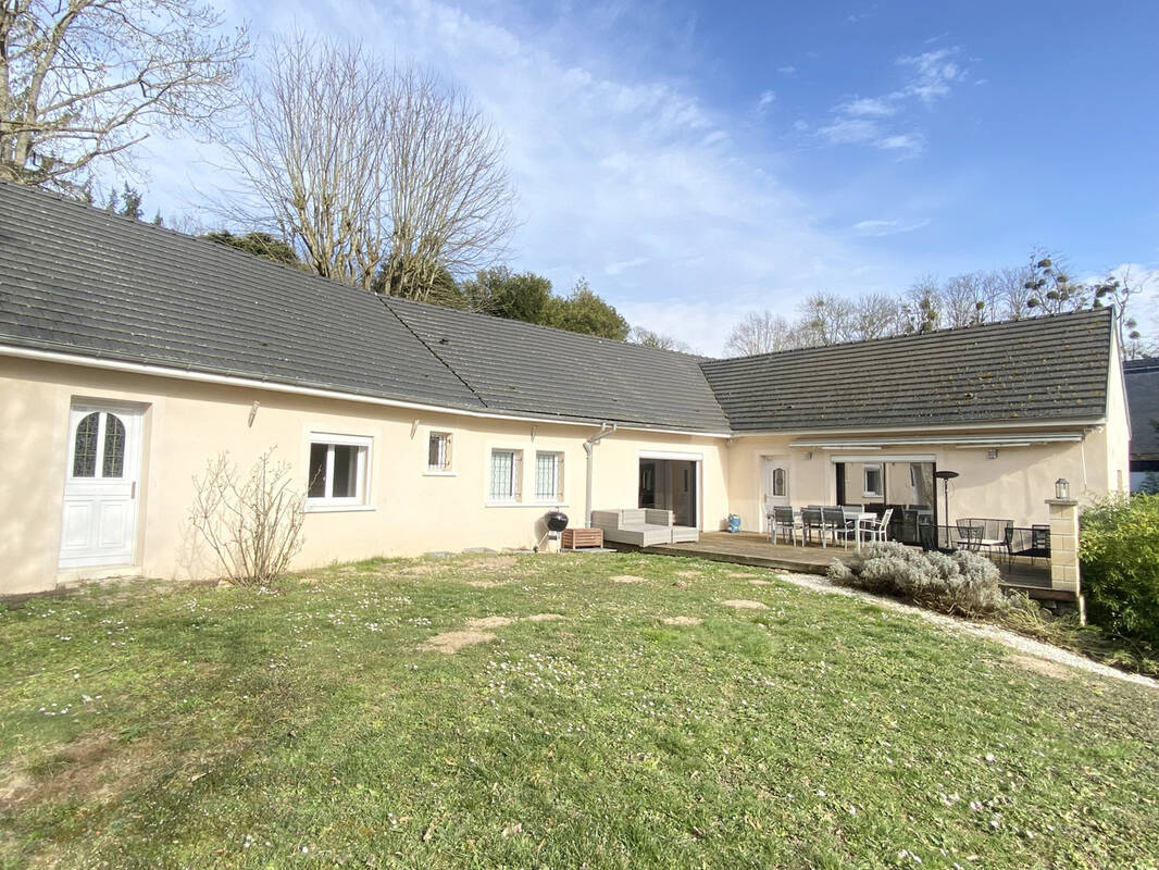 Maison à MORAINVILLIERS