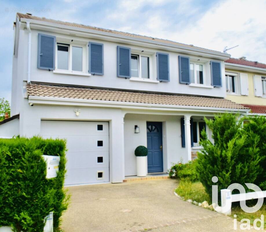 Photo 1 - Maison à MAREIL-SUR-MAULDRE