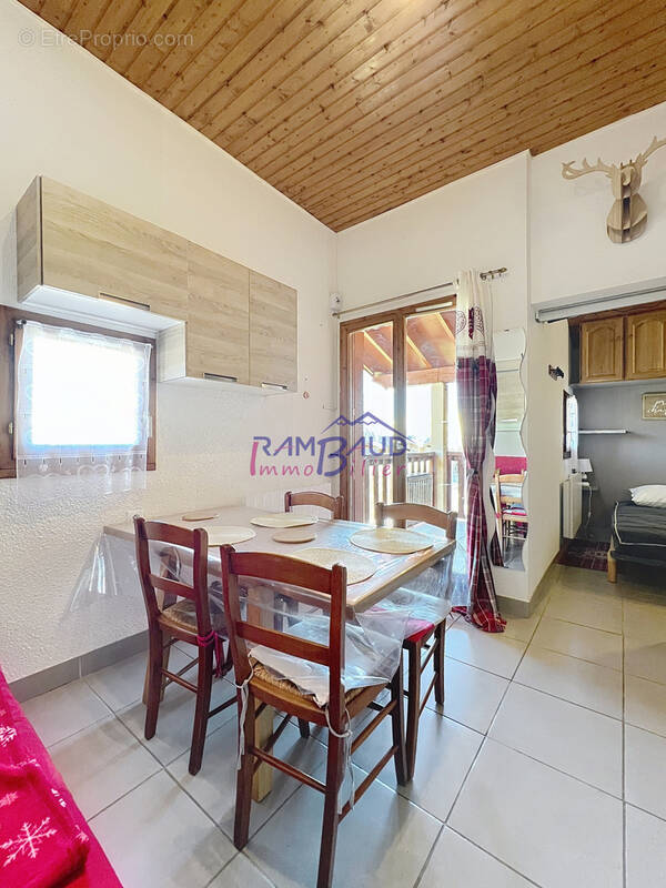Appartement à FONTCOUVERTE-LA-TOUSSUIRE