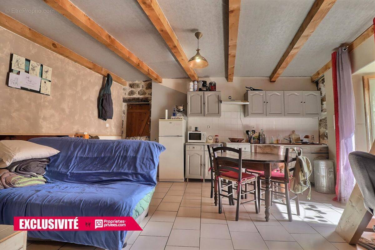 Maison à BURZET