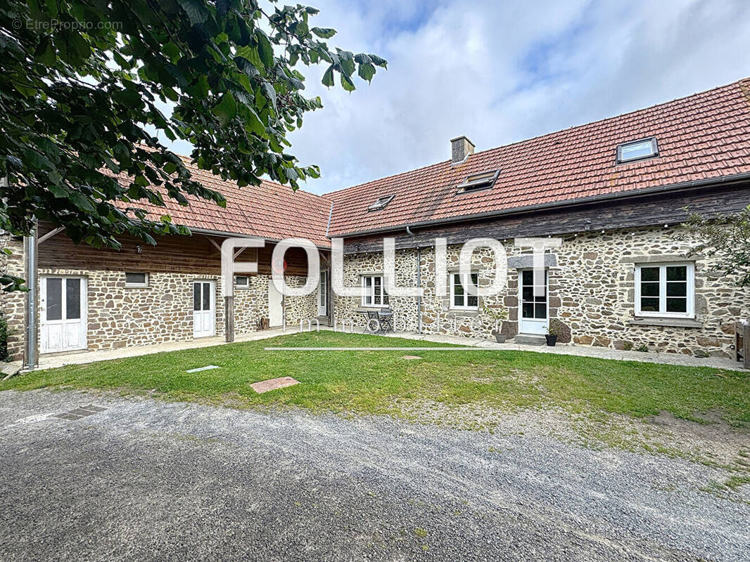 Maison à GOUVILLE-SUR-MER