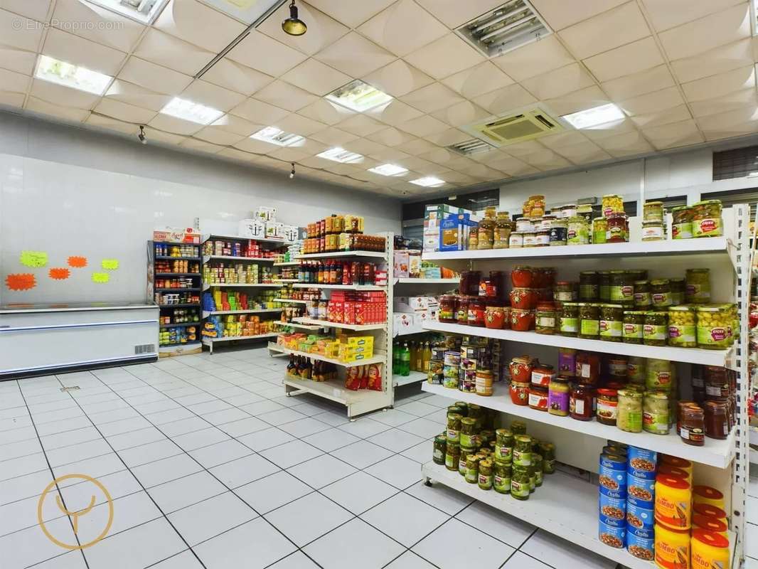 Commerce à ROMILLY-SUR-SEINE