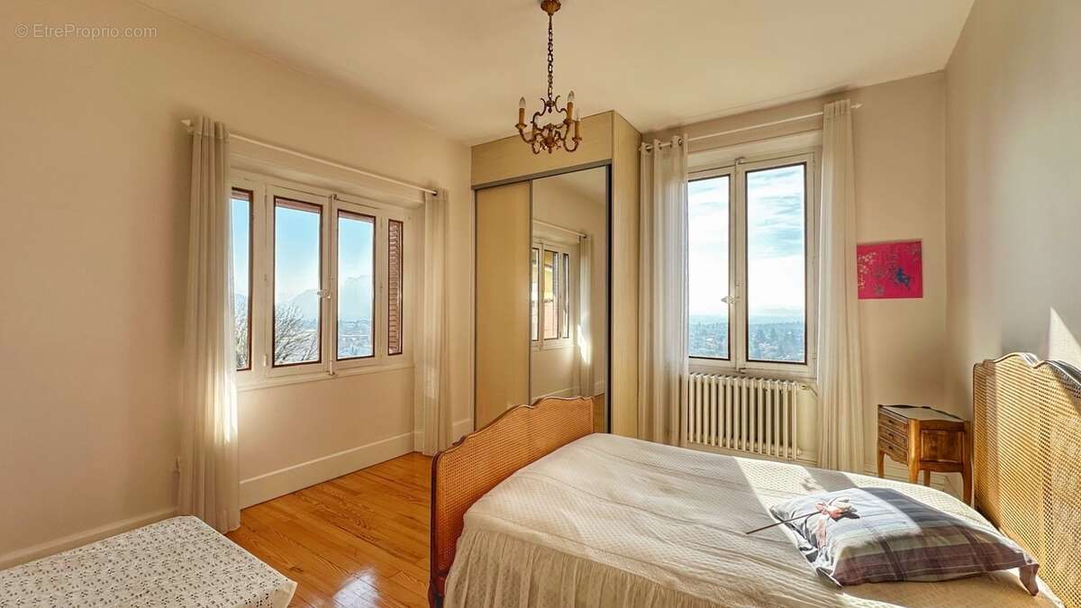 Maison à COUBLEVIE