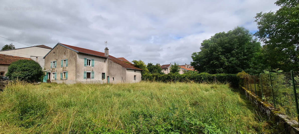 Maison à BEGNECOURT