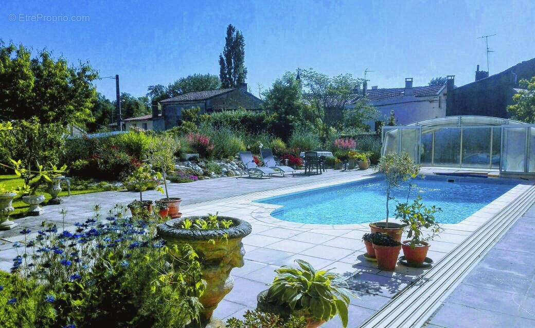 piscine - Maison à LERAN