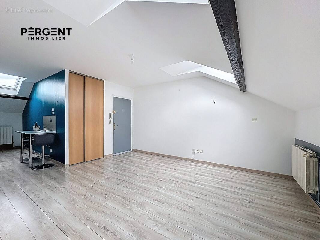 Appartement à CHARLEVILLE-MEZIERES