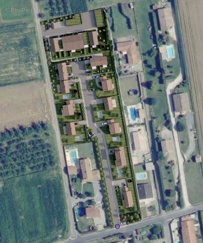 Terrain à SABLONS