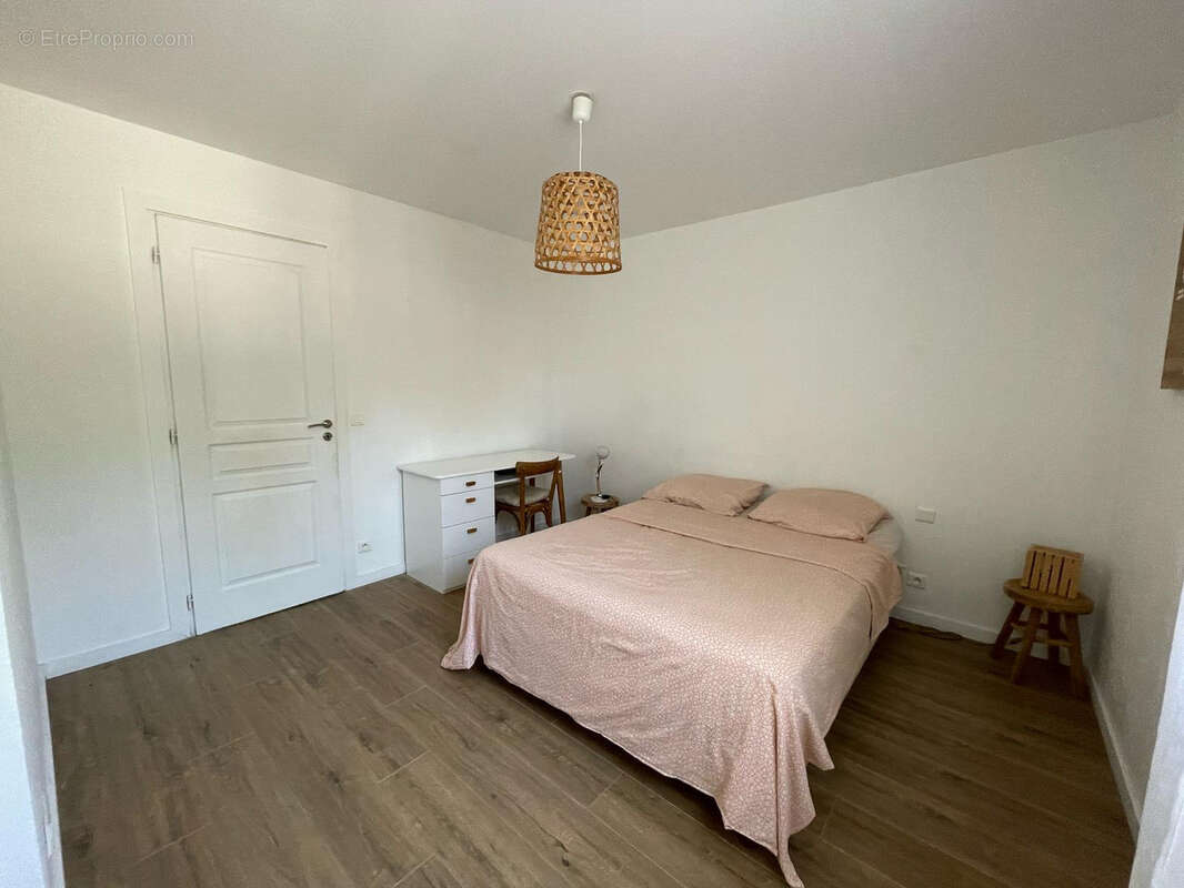 Maison à PIOLENC