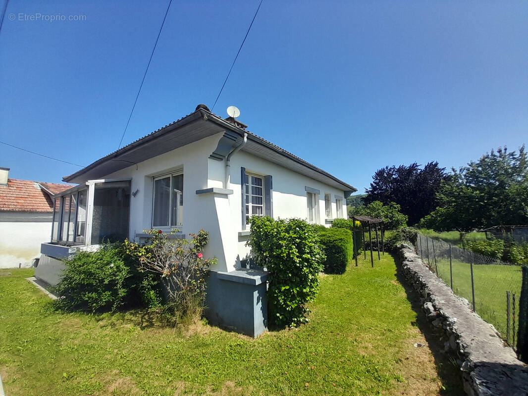 Maison à LOURDES