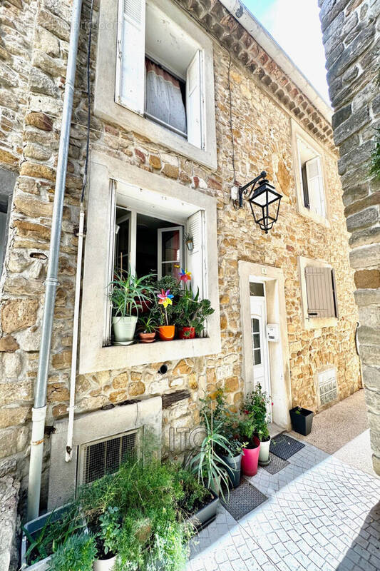 Maison à PEYNIER