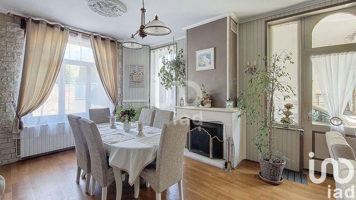 Photo 3 - Maison à VILLERS-POL