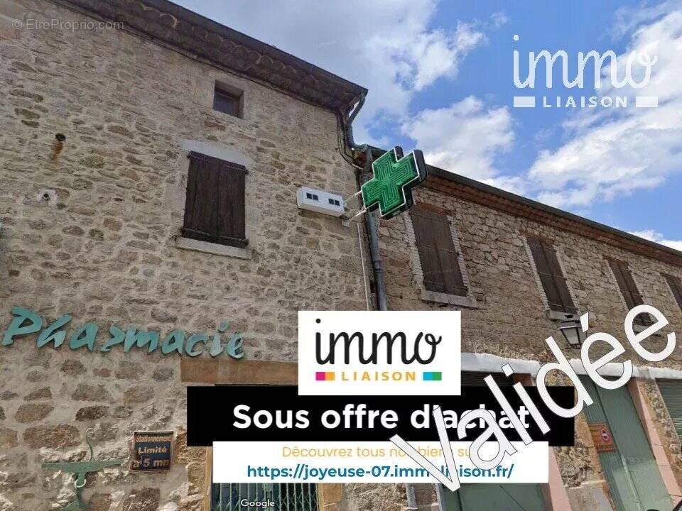 Maison à LABLACHERE