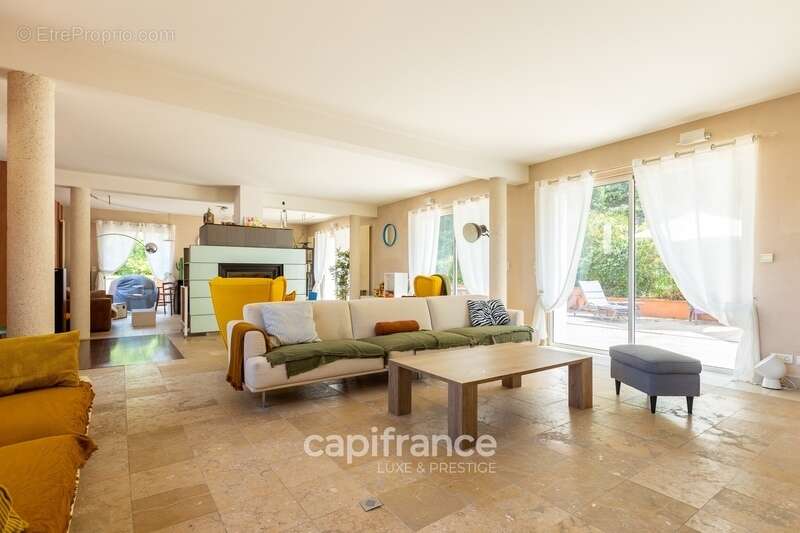 Maison à MARSEILLE-9E
