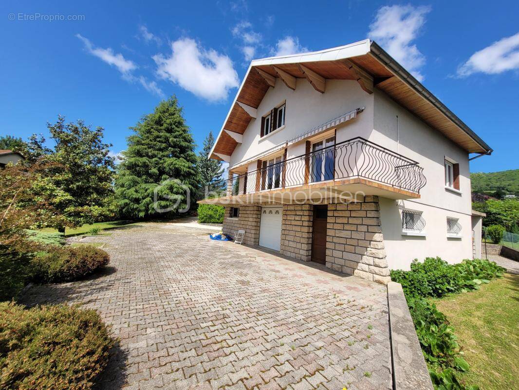 Maison à VOIRON