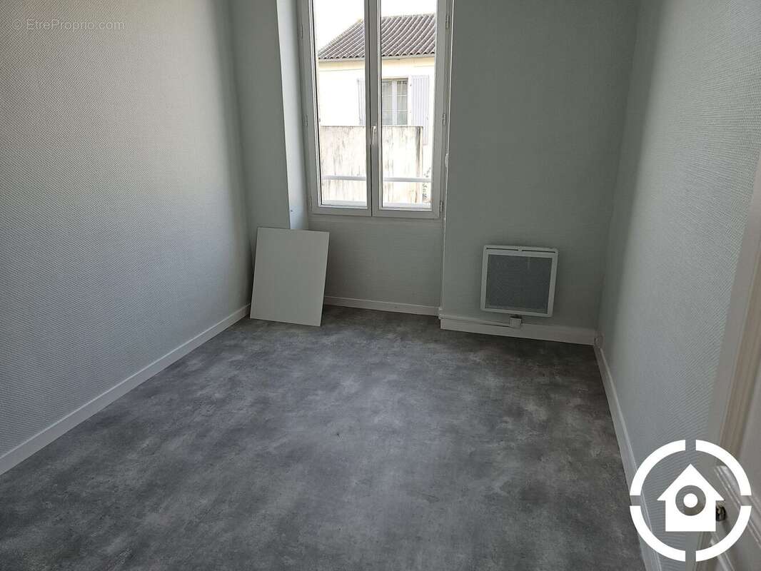 1er étage - Appartement à COGNAC