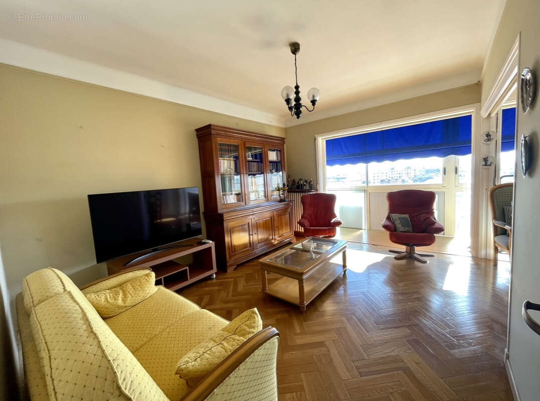 Appartement à NIMES