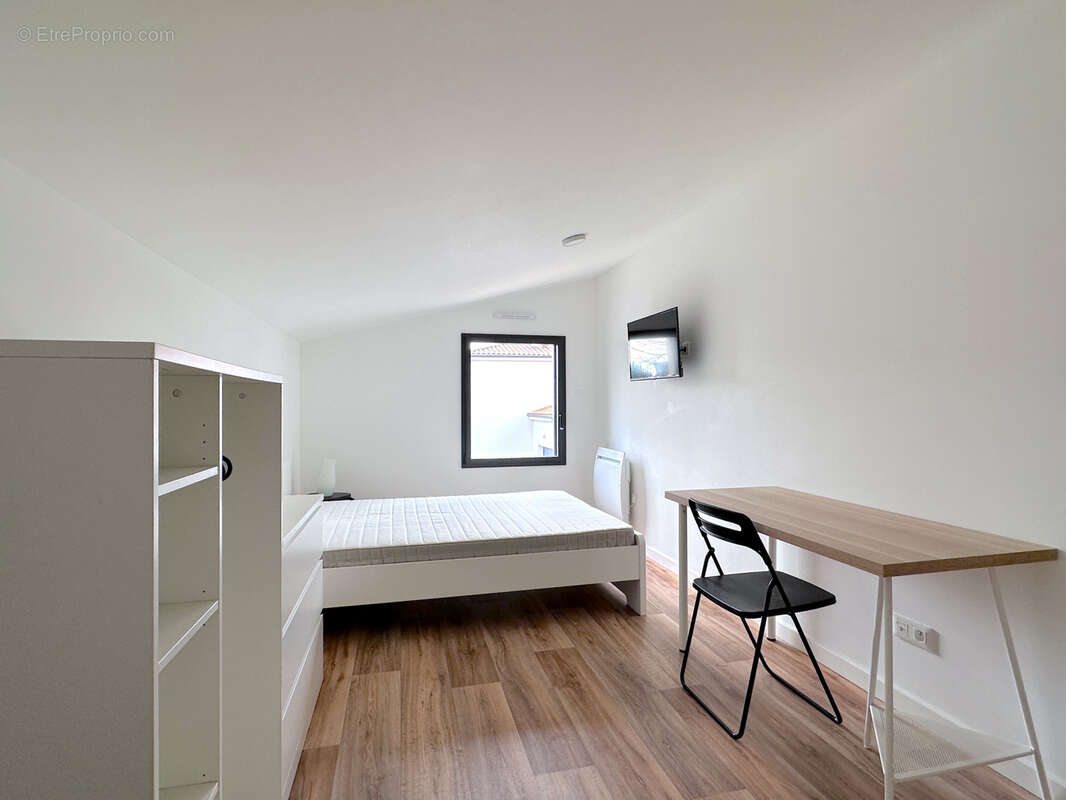 Appartement à MIGNALOUX-BEAUVOIR