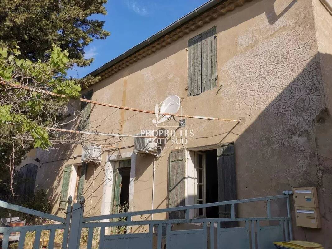 Maison à TAVEL