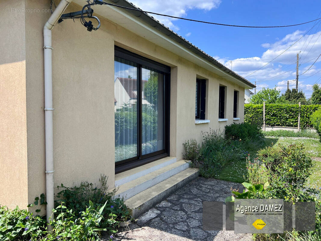 Maison à DOURDAN