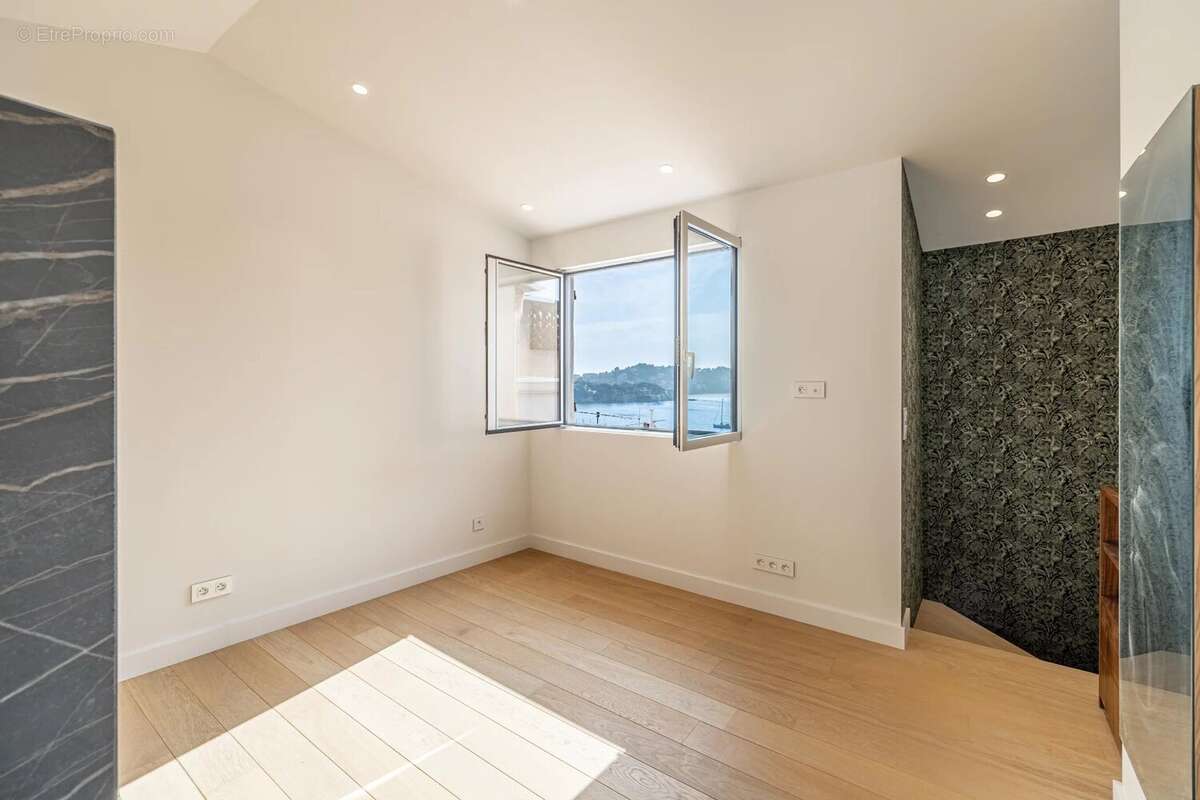 Appartement à VILLEFRANCHE-SUR-MER