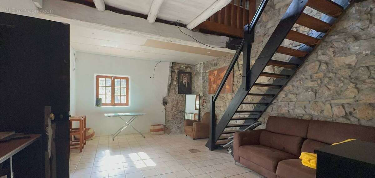 Maison à CALLAS
