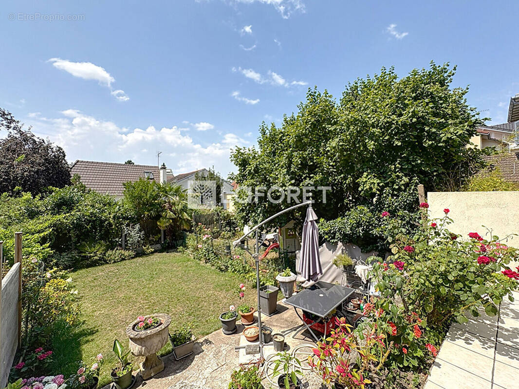 Maison à LE PECQ