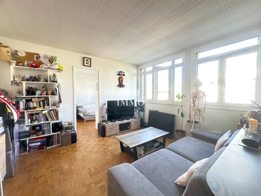 Appartement à CHATILLON