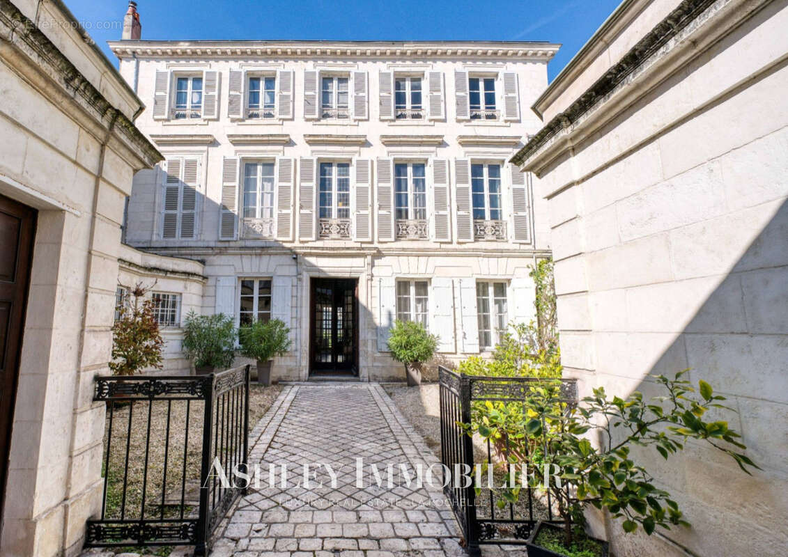 Maison à LA ROCHELLE
