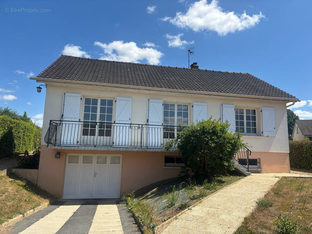 Maison à SAINT-ELIPH