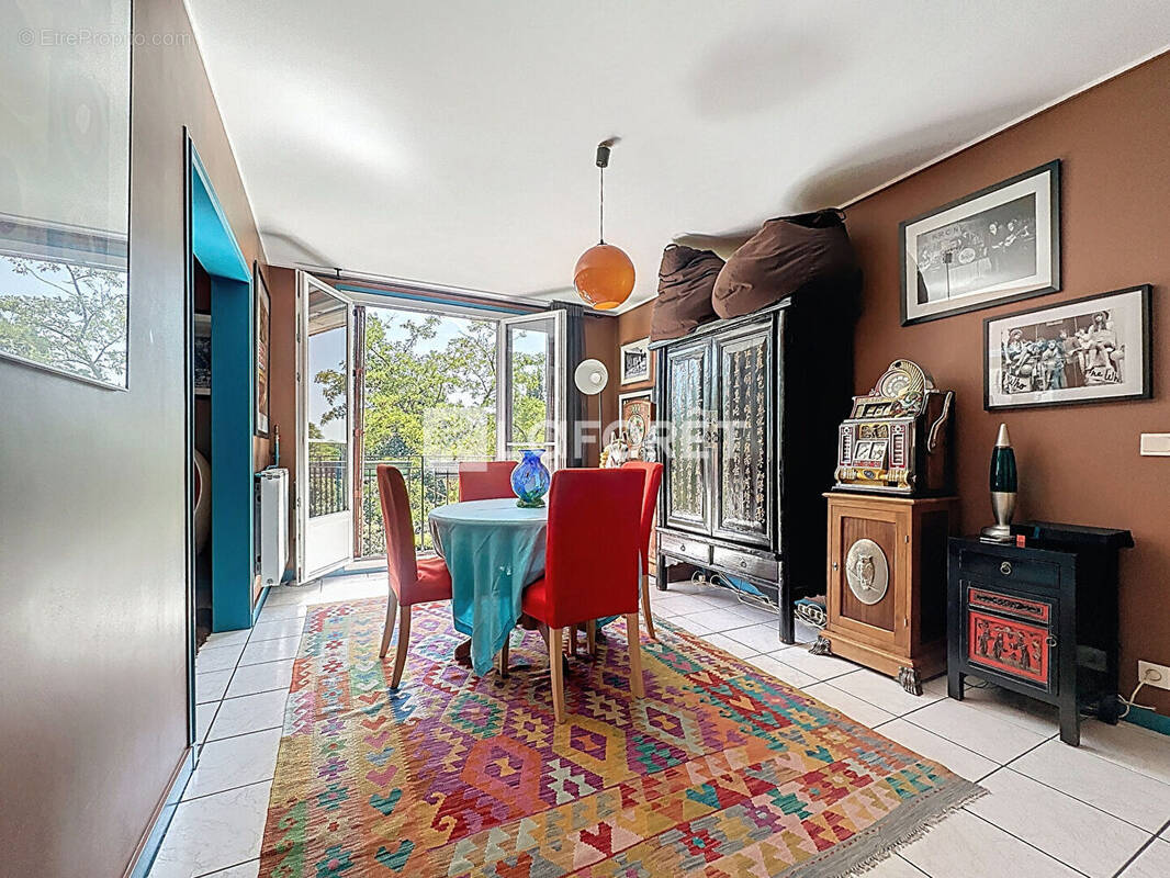 Appartement à CHAMPIGNY-SUR-MARNE
