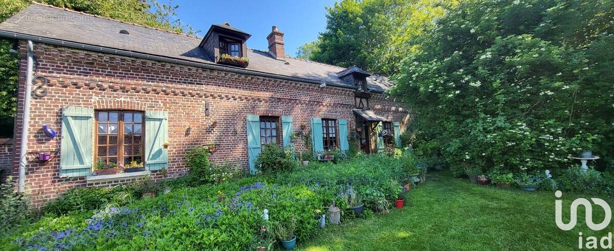 Photo 1 - Maison à ETREPAGNY