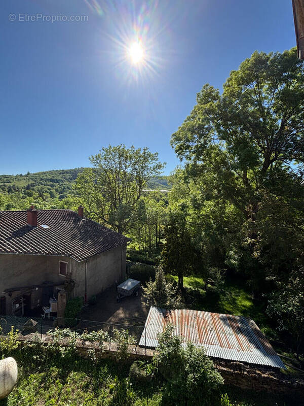 Maison à VAUGNERAY