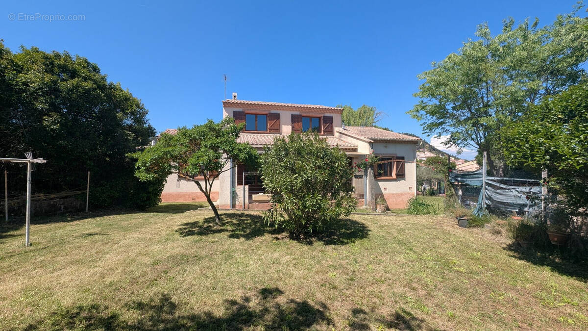 Maison à GONFARON