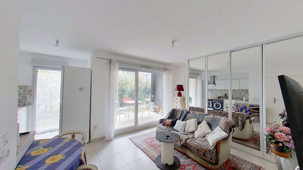 Appartement à LYON-8E