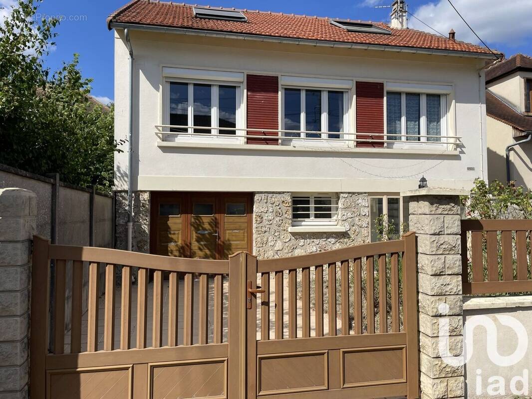 Photo 1 - Maison à BOISSY-SAINT-LEGER