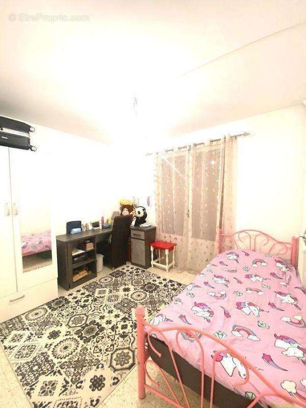Appartement à MARSEILLE-13E