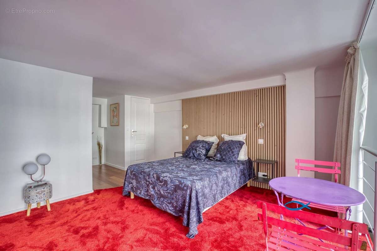Appartement à PARIS-6E