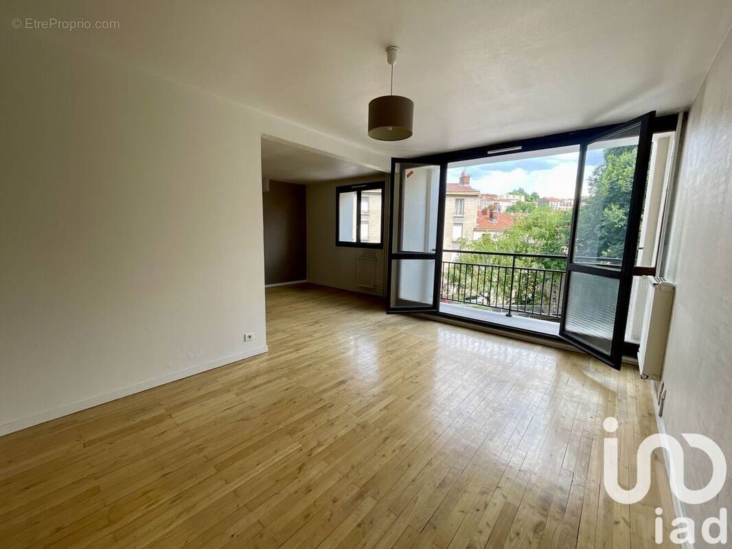 Photo 1 - Appartement à SAINT-ETIENNE