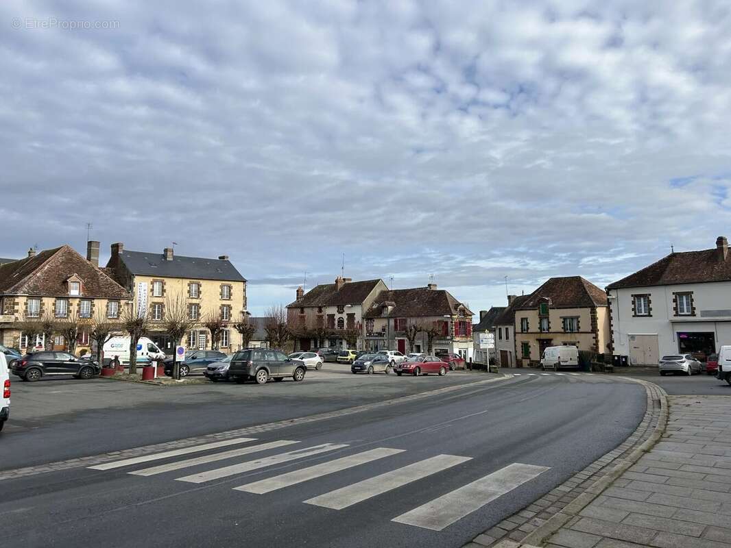 Maison à CHAILLAC