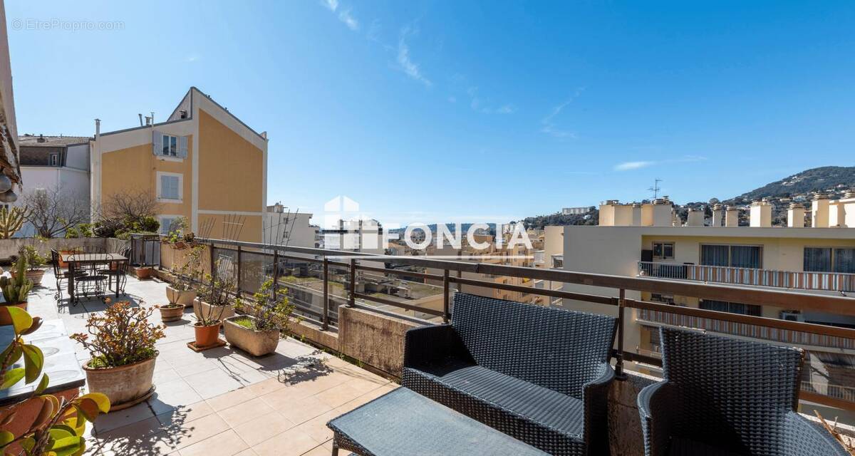 Appartement à MENTON