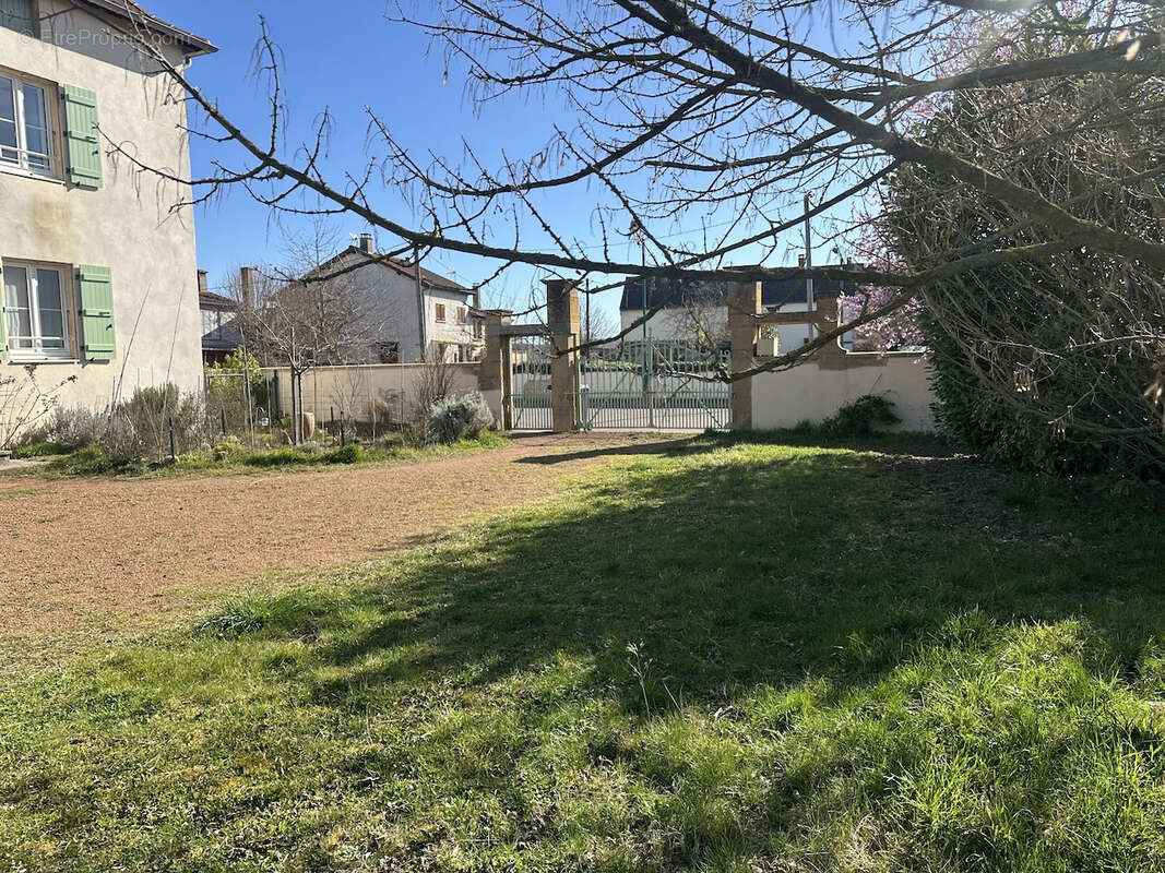 Maison à CHAMBILLY