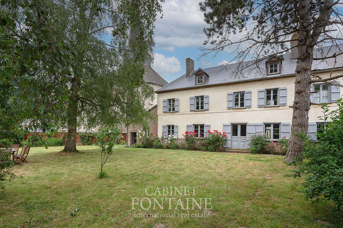 Maison à CREVECOEUR-LE-GRAND